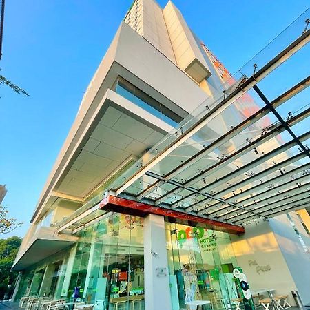 Pop! Hotel Gubeng Surabaya Kültér fotó