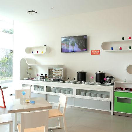 Pop! Hotel Gubeng Surabaya Kültér fotó