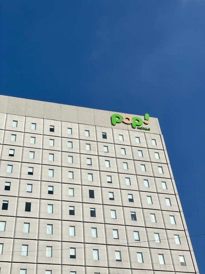 Pop! Hotel Gubeng Surabaya Kültér fotó